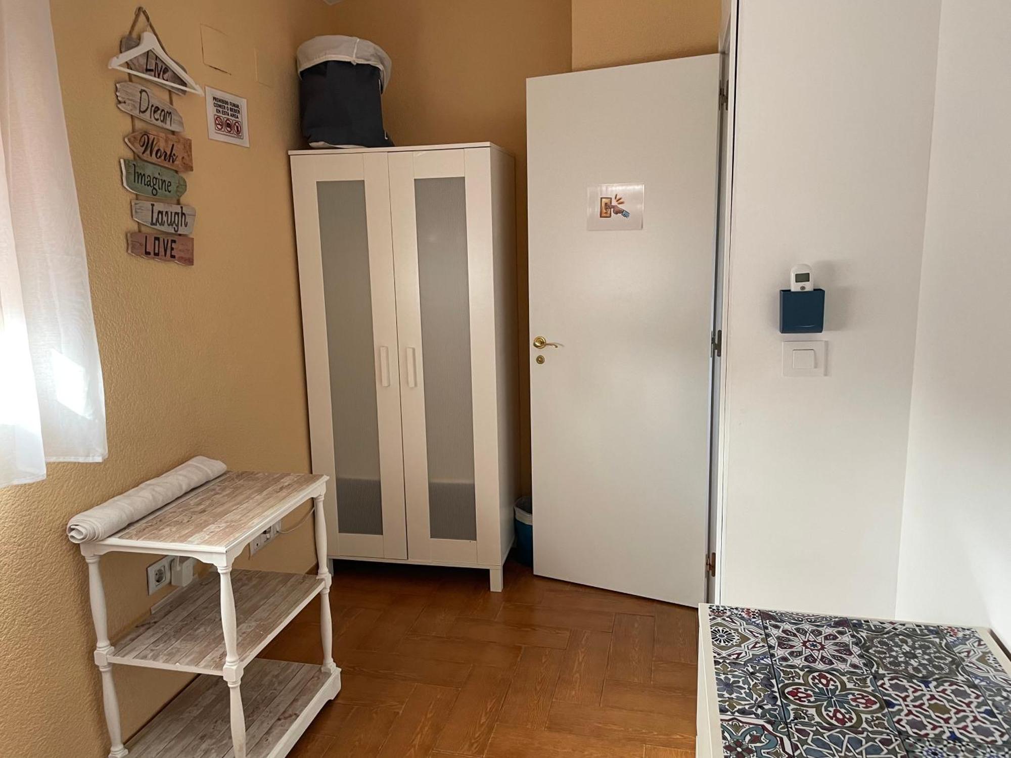 Familia Anfitriona Acoge Apartamento Sevilha Exterior foto